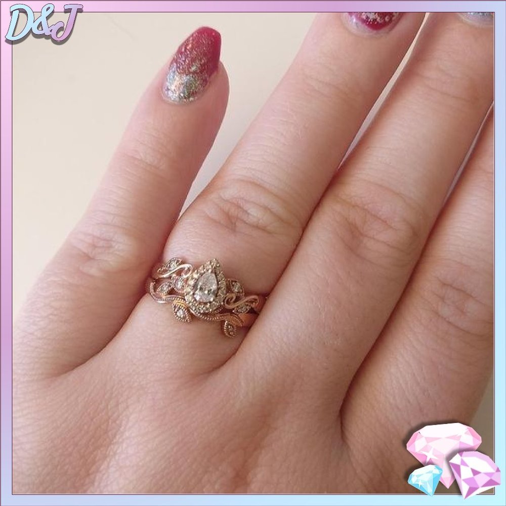 💎✨ Leafy Pear Diamond Bridal Set - Picture 2 of 5